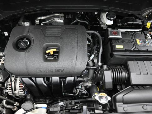 Used 2024 Kia Seltos S image 29