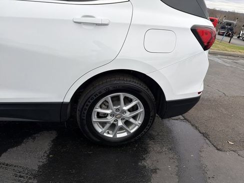 Used 2023 Chevrolet Equinox LT w/ Driver Convenience Package image 7