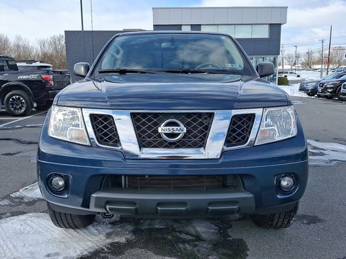 Certified 2021 Nissan Frontier SV image 2