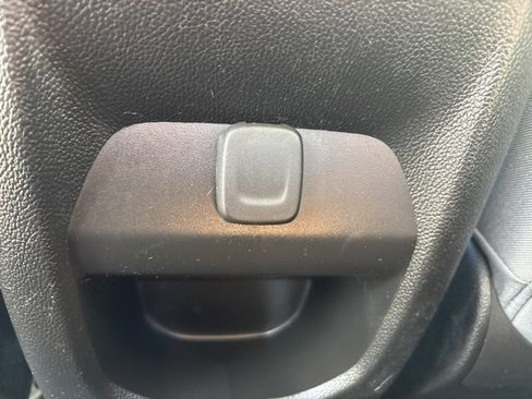 Used 2022 Chevrolet Colorado W/T w/ Custom Special Edition image 36