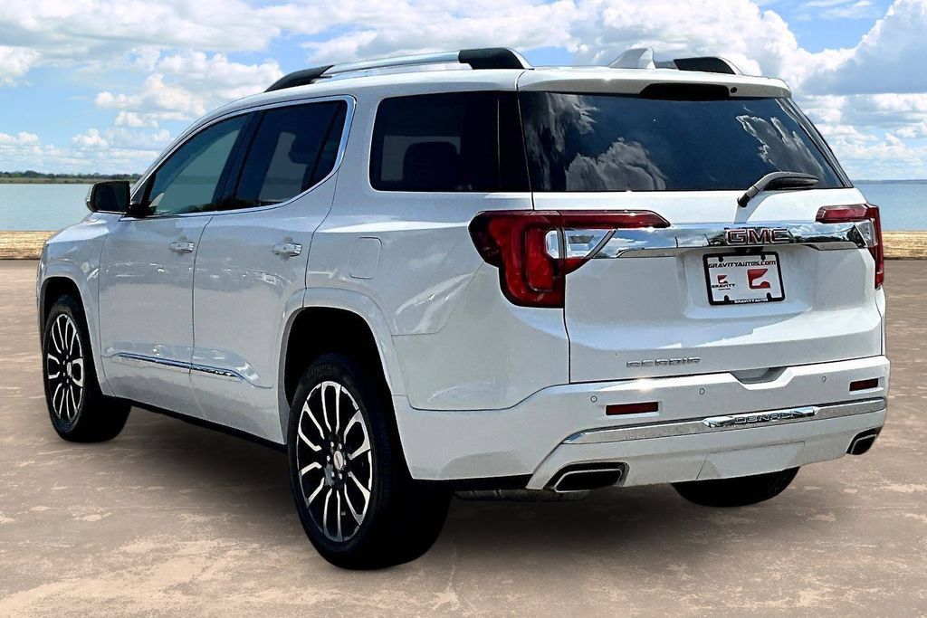 Used 2020 GMC Acadia Denali w/ Technology Package FWD image 6
