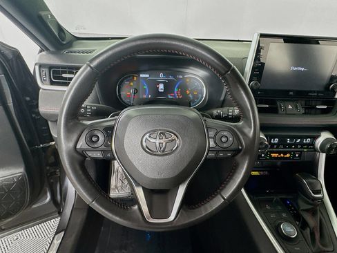 Certified 2022 Toyota RAV4 XSE w/ Premium Package AWD/4WD image 13