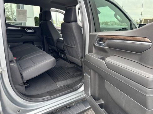 Used 2023 Chevrolet Silverado 1500 LT AWD/4WD image 25