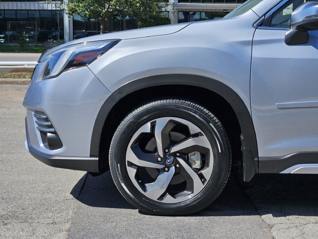 Used 2023 Subaru Forester Touring AWD/4WD image 9