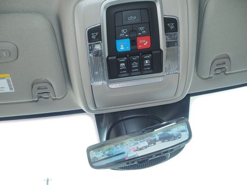 New 2025 RAM 2500 Limited image 23