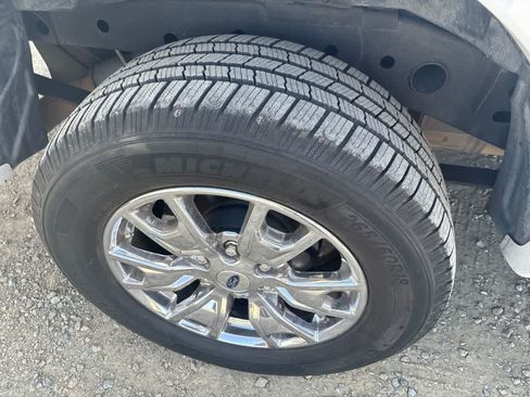 Used 2019 Ford Ranger XLT w/ Equipment Group 302A Luxury RWD image 7