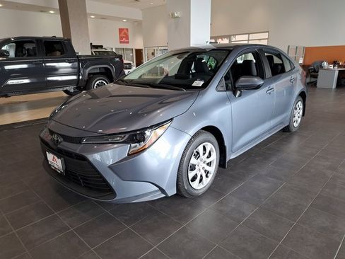 Used 2026 Toyota Corolla LE image 1