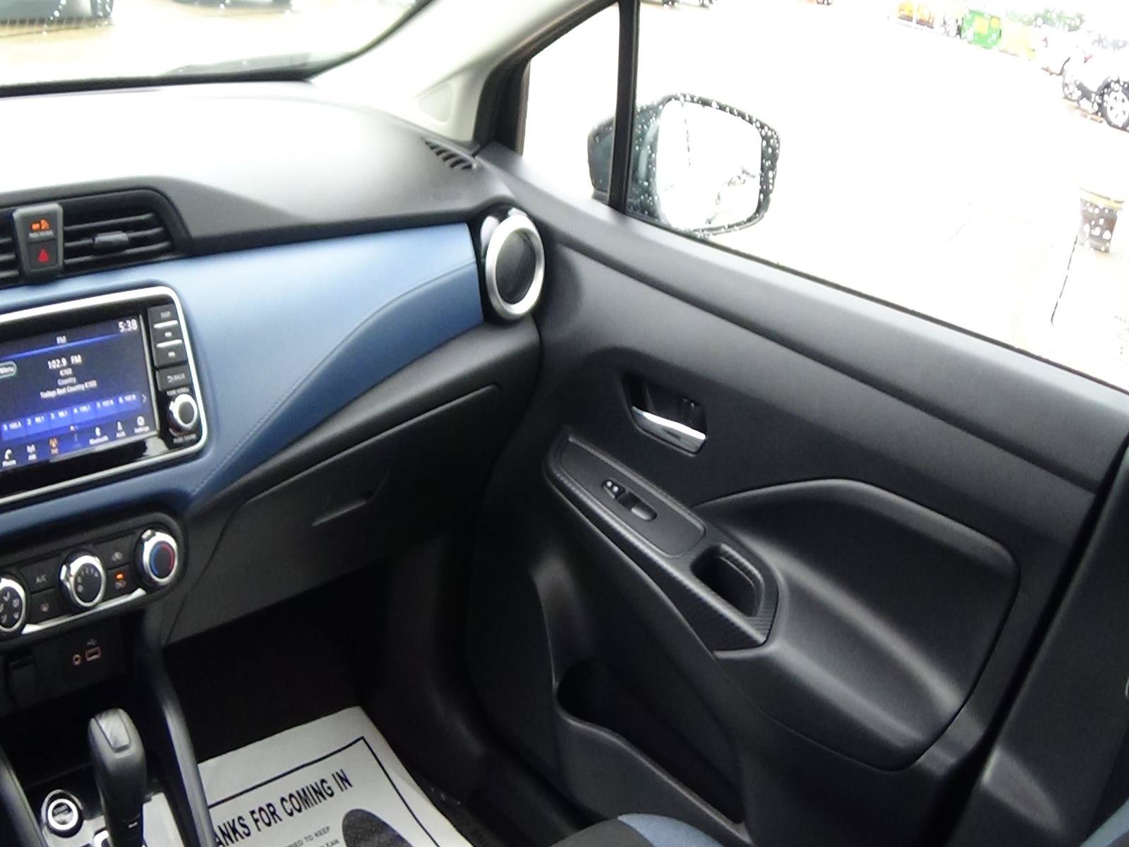 Used 2025 Nissan Versa SV FWD image 13