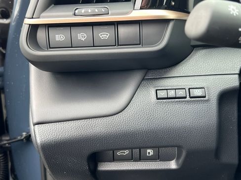 New 2026 Toyota Crown Signia Limited image 21