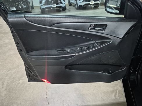 Used 2011 Hyundai Sonata SE FWD image 20