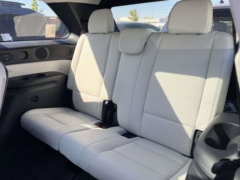 New 2026 Hyundai Palisade Calligraphy FWD image 12