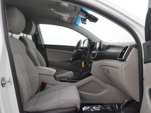 Used 2020 Hyundai Tucson SE w/ Winter Weather Package AWD/4WD image 11