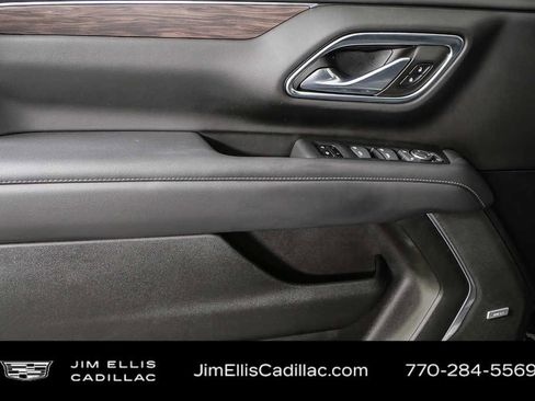 Used 2024 Chevrolet Tahoe Z71 w/ Z71 Off-Road Package AWD/4WD image 6