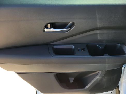 New 2026 Nissan Pathfinder SL w/ Cargo Package FWD image 14