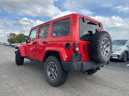 Used 2015 Jeep Wrangler Unlimited Rubicon w/ Connectivity Group AWD/4WD image 9