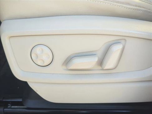 Used 2021 Audi Q5 Premium Plus image 9