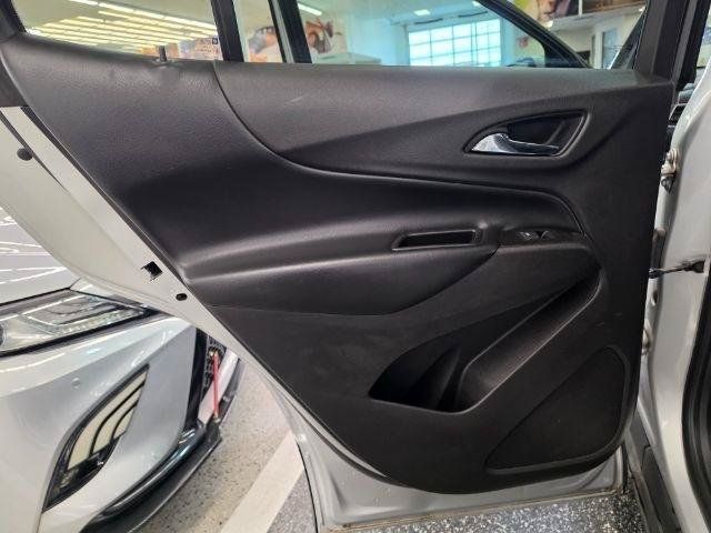 Used 2019 Chevrolet Equinox LT AWD/4WD image 29
