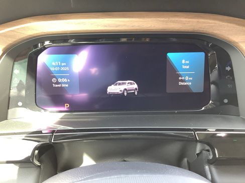 New 2026 Volkswagen Atlas SE FWD image 13
