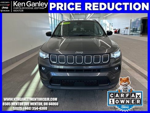 Used 2022 Jeep Compass Latitude w/ Convenience Group image 2