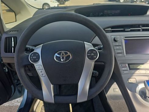 Used 2012 Toyota Prius Three image 16