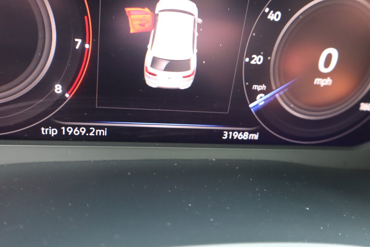 Used 2023 Volkswagen Atlas Cross Sport SE AWD/4WD image 10