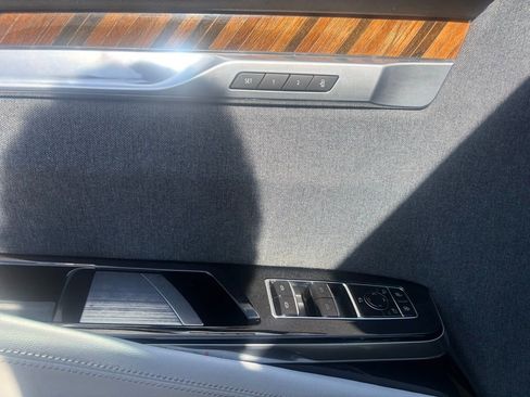 Certified 2025 Cadillac Escalade Sport Platinum AWD/4WD image 20