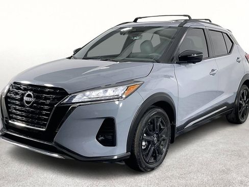 Used 2024 Nissan Kicks SR w/ SR Premium Package image 15