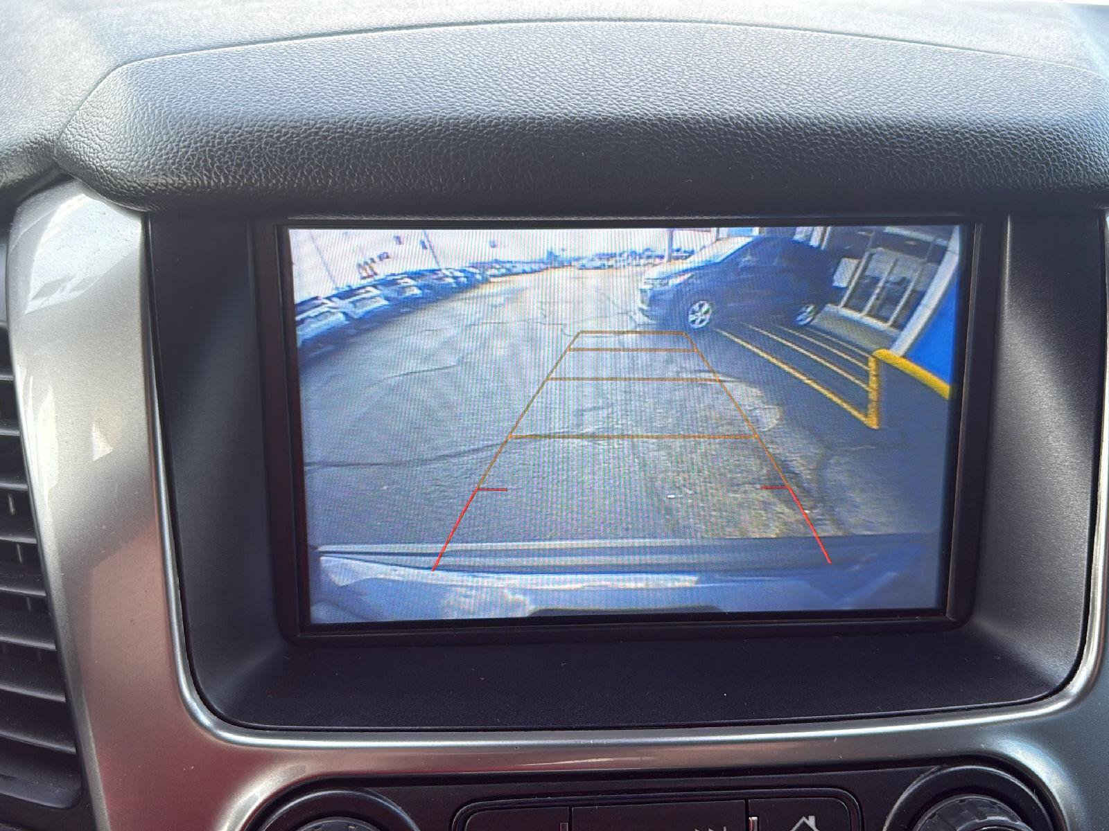 Used 2020 Chevrolet Tahoe LT AWD/4WD image 17