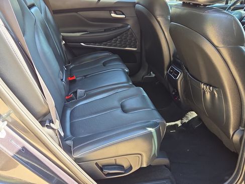 Used 2022 Hyundai Santa Fe Limited w/ Cargo Package FWD image 17