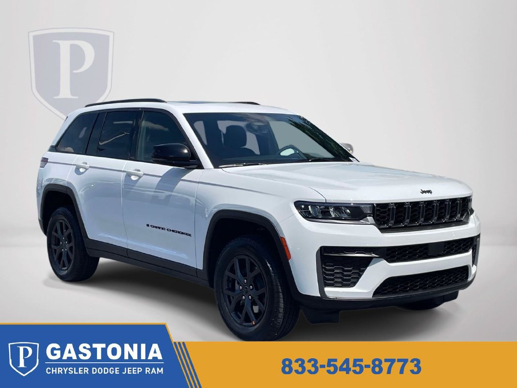 New 2027 Jeep Grand Cherokee Altitude AWD/4WD image 1