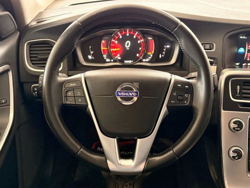 Used 2017 Volvo S60 T5 Dynamic w/ Vision Package image 29