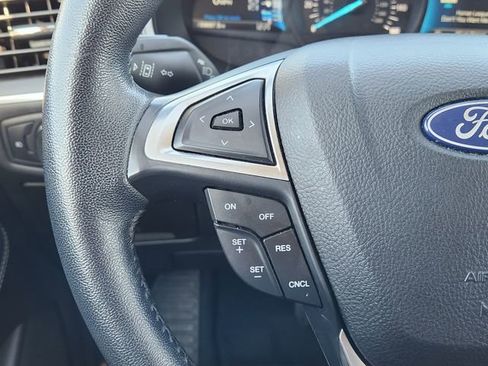 Used 2022 Ford Edge Titanium image 28