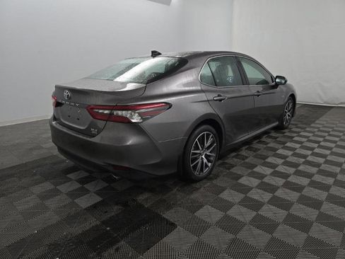 Used 2024 Toyota Camry XLE w/ Cold Weather Package image 6