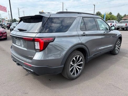 Used 2026 Ford Explorer ST-Line AWD/4WD image 7
