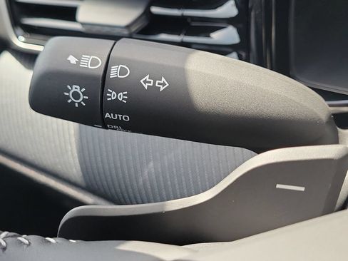 New 2026 Toyota Camry SE w/ Convenience Package FWD image 11