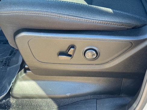 Certified 2025 RAM 1500 Big Horn image 20