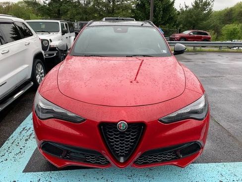Used 2024 Alfa Romeo Stelvio Veloce AWD/4WD image 6