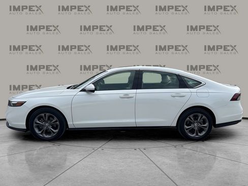 Used 2024 Honda Accord EX image 2