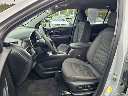 Used 2018 Chevrolet Equinox LT AWD/4WD image 19