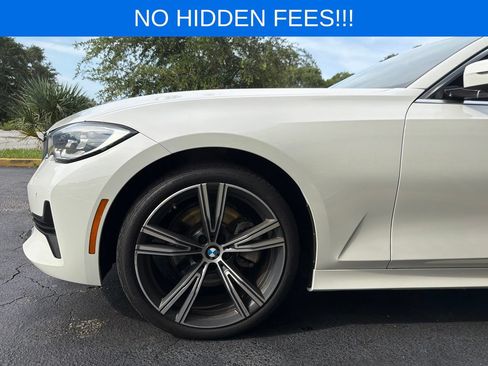 Used 2022 BMW 330i Sedan w/ Convenience Package RWD image 3