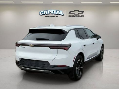 Certified 2025 Chevrolet Equinox EV LT w/ Convenience Package image 5