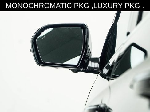 Used 2023 Lincoln Navigator Reserve AWD/4WD image 15