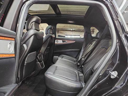 Used 2019 Lincoln Nautilus Black Label image 25