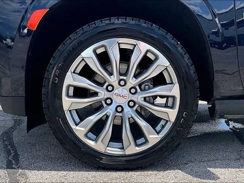 Used 2023 GMC Yukon Denali w/ Max Trailering Package AWD/4WD image 35