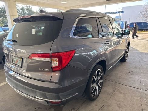 Used 2021 Honda Pilot Touring image 7