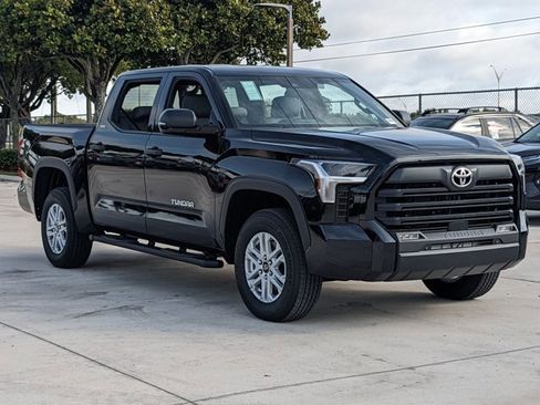 New 2025 Toyota Tundra SR5 AWD/4WD image 7