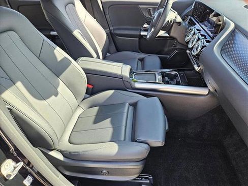 Used 2025 Mercedes-Benz GLA 250 image 19