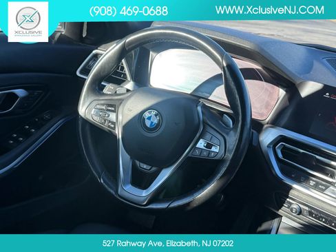 Used 2021 BMW 330i xDrive Sedan w/ Convenience Package AWD/4WD image 11