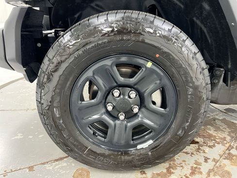 New 2026 Jeep Wrangler Sport AWD/4WD image 25