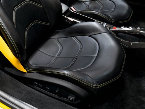 Used 2017 Ferrari 488 Spider RWD image 40